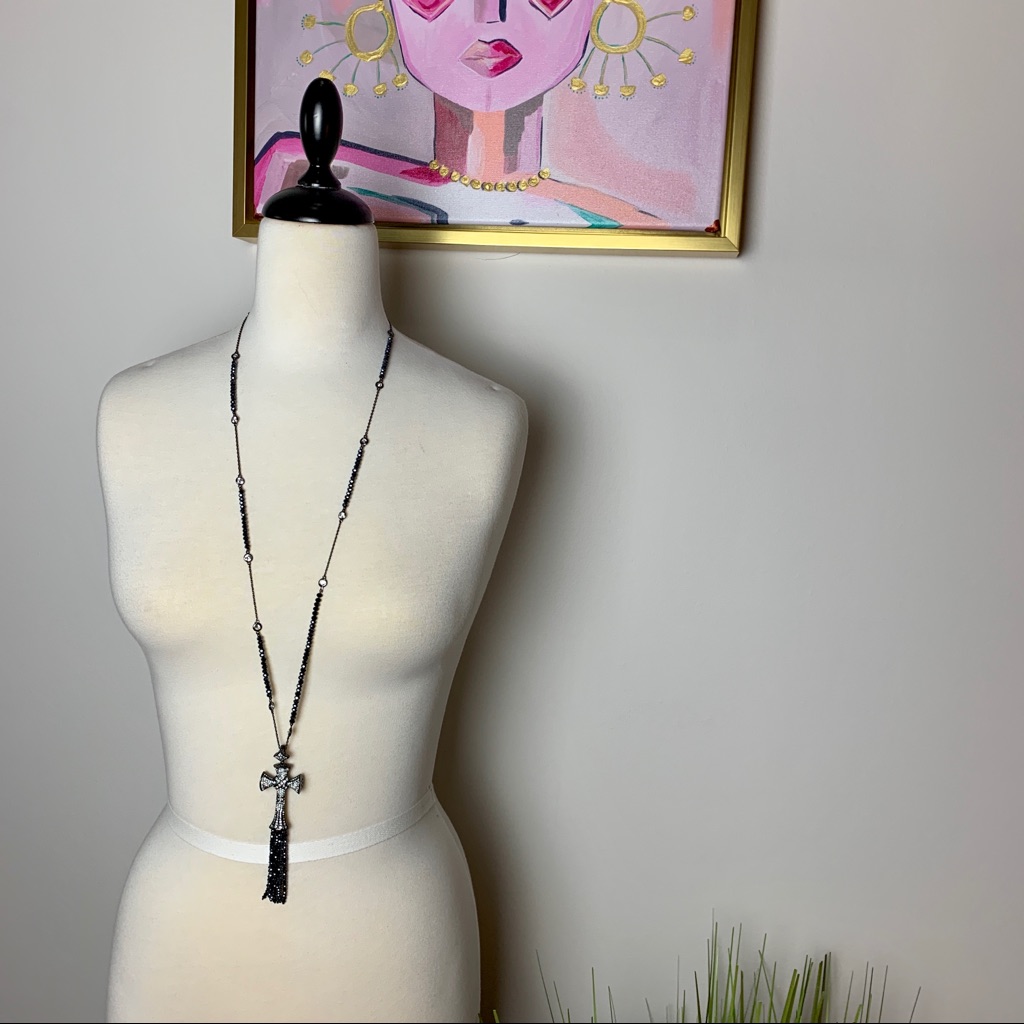 Joan Boyce Cross The Midnight Sky Enhancer Chain 39$